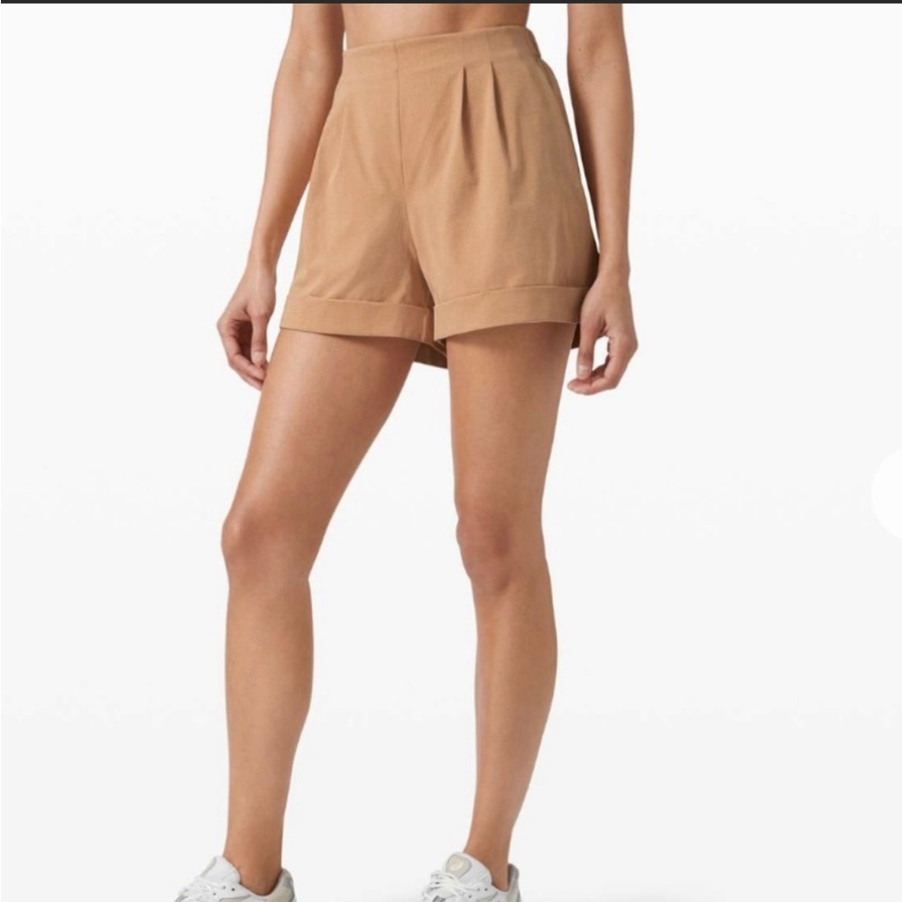Lululemon khaki shorts